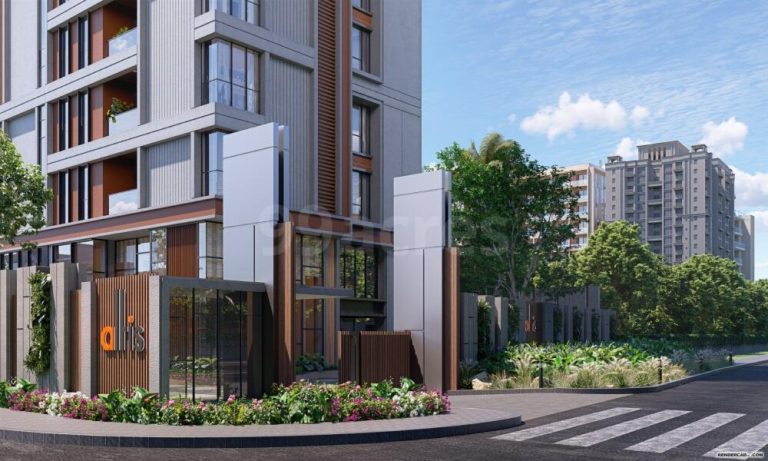 How do you determine if a condo’s lobby security is adequate?