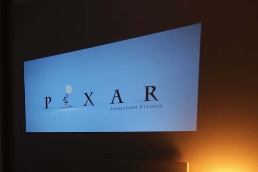 Choosing the Right Throw Distance for Your Home Theater Projector Setup