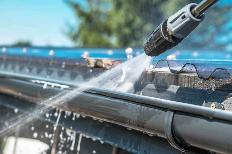 Is Professional Gutter Cleaning Safer Than DIY?