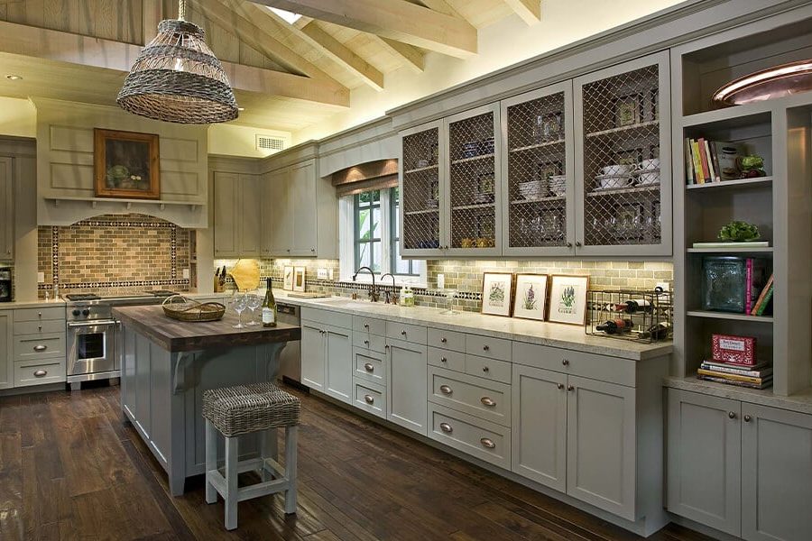 Enhance Home Functionality Through Expertly Crafted Custom Cabinet Solutions