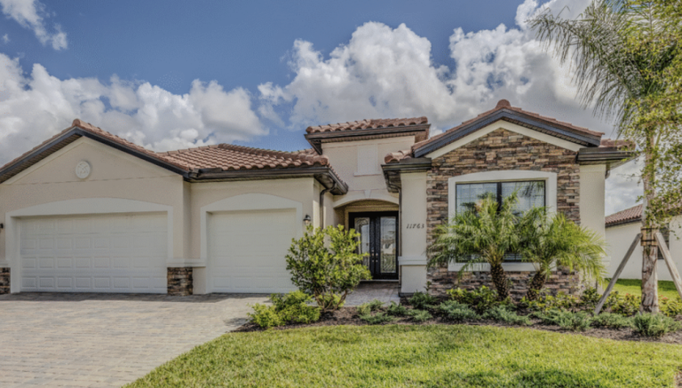 How Often Should You Repaint Your Clearwater Home? A Guide for Coastal Residents