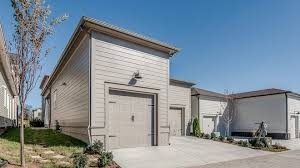 Essential Features in Miami Beach Homes: The Importance of Garages and AC Systems