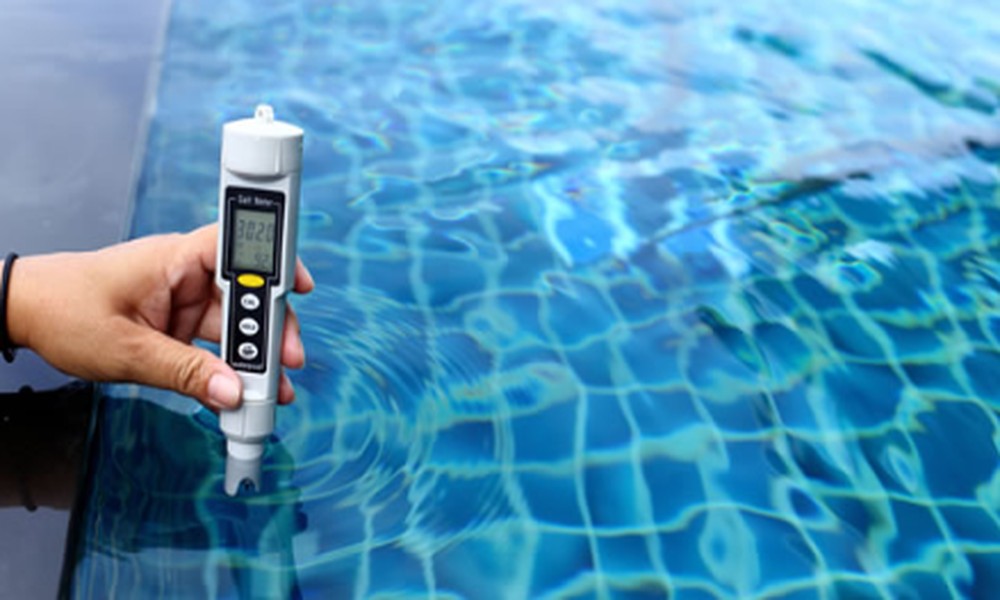 Pool Repair vs. Pool Replacement: Which Makes More Sense?